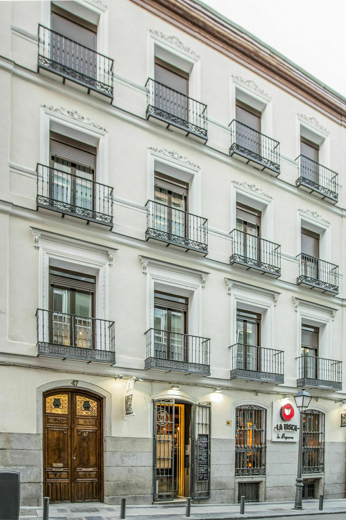 Slow Suites Augusto Madrid Exteriör bild
